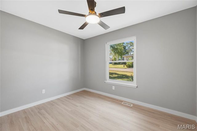 2916 Thrush Drive, St Charles, MO 63301