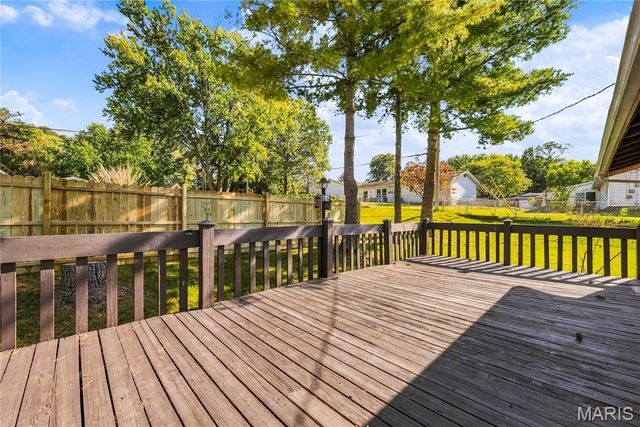 2916 Thrush Drive, St Charles, MO 63301