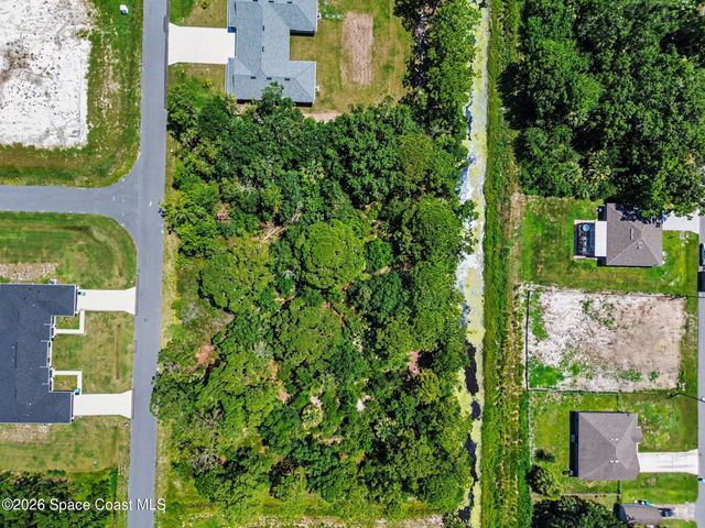 2534 Hester Avenue SE, Palm Bay, FL 32909