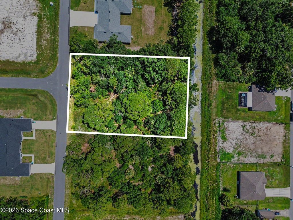 2534 Hester Avenue SE, Palm Bay, FL 32909