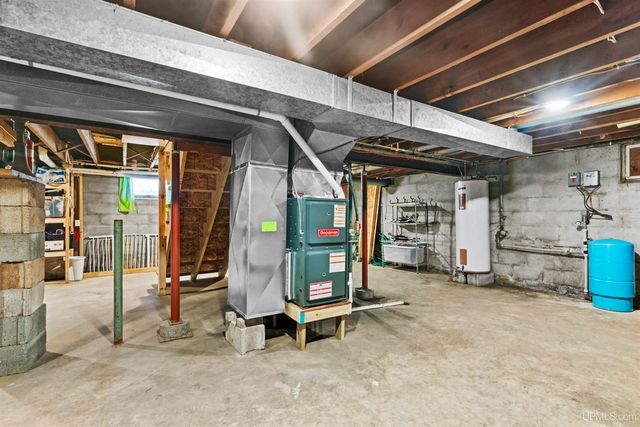 21278 Main Street, Hancock, MI 49930