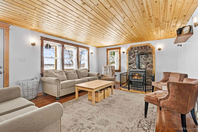 21278 Main Street, Hancock, MI 49930