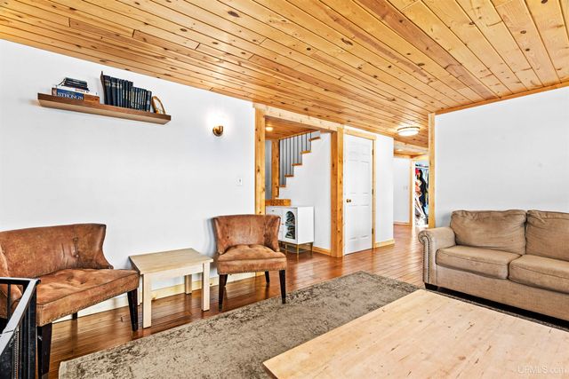 21278 Main Street, Hancock, MI 49930