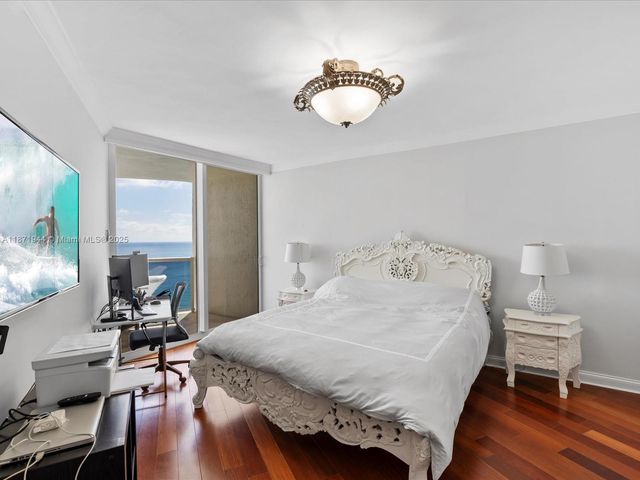 19111 Collins Ave 1406, Sunny Isles Beach, FL 33160