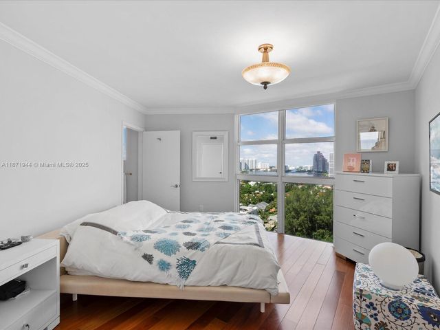 19111 Collins Ave 1406, Sunny Isles Beach, FL 33160