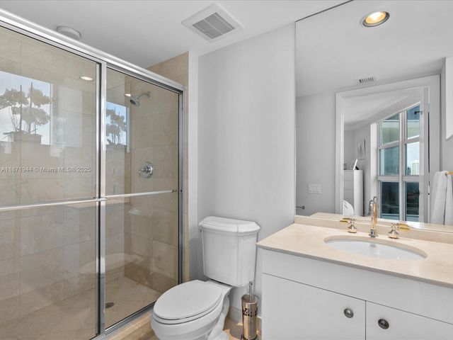 19111 Collins Ave 1406, Sunny Isles Beach, FL 33160
