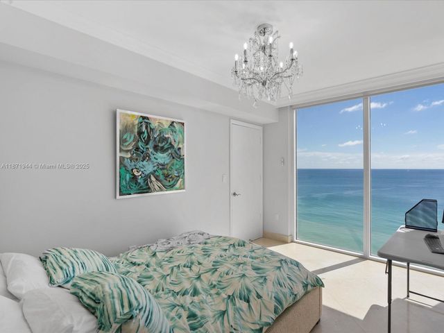 19111 Collins Ave 1406, Sunny Isles Beach, FL 33160