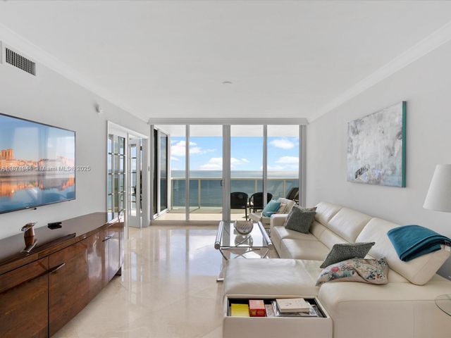 19111 Collins Ave 1406, Sunny Isles Beach, FL 33160