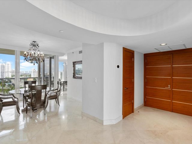 19111 Collins Ave 1406, Sunny Isles Beach, FL 33160