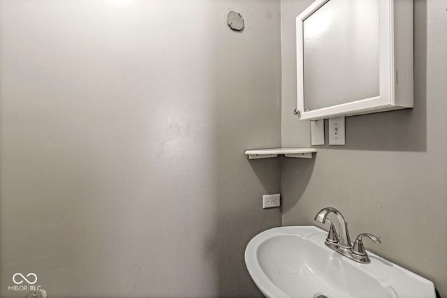 4704 Bertha Street, Indianapolis, IN 46241