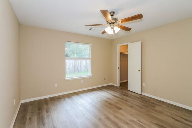 10902 Ivy Park, Houston, TX 77075