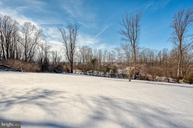 2210 PLEASANTVILLE RD, Fallston, MD 21047