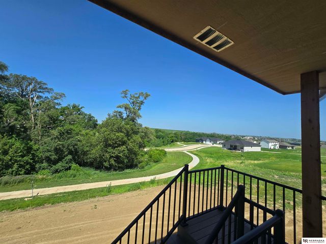 11008 N 172 Street, Bennington, NE 68007