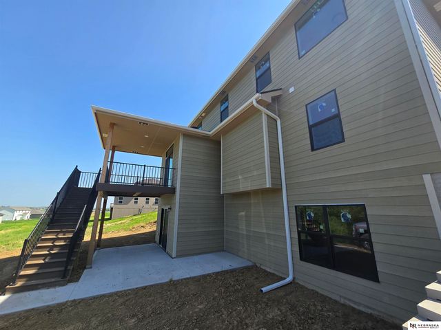 11008 N 172 Street, Bennington, NE 68007