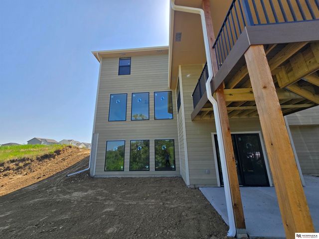 11008 N 172 Street, Bennington, NE 68007