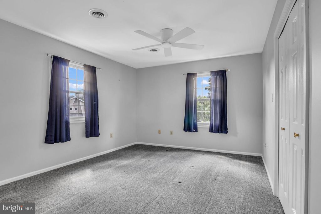 18 DOUGLAS CT, Carlisle, PA 17013