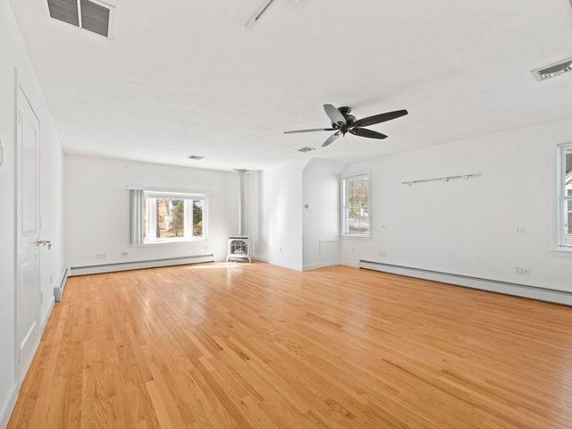 45 Gates St, Framingham, MA 01702