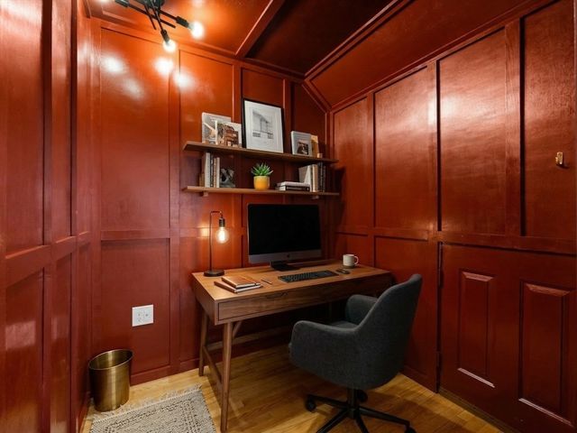 45 Gates St, Framingham, MA 01702