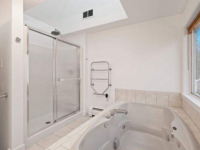 45 Gates St, Framingham, MA 01702