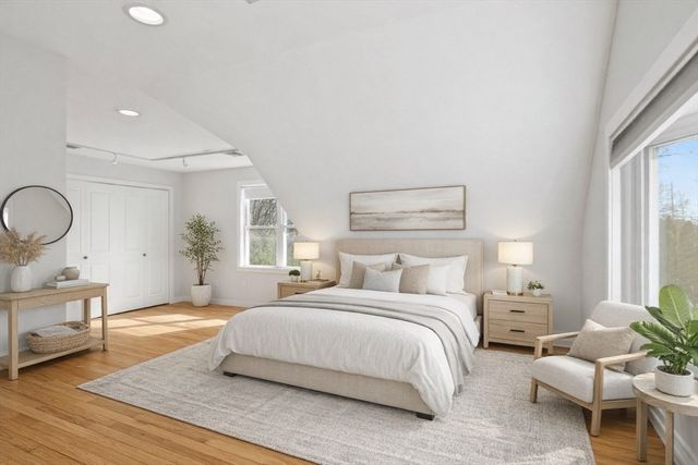 45 Gates St, Framingham, MA 01702