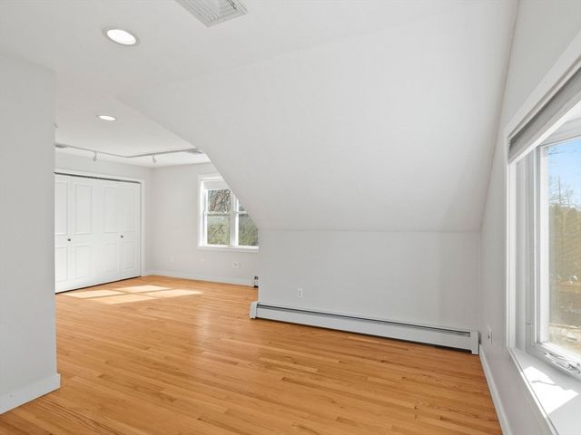 45 Gates St, Framingham, MA 01702