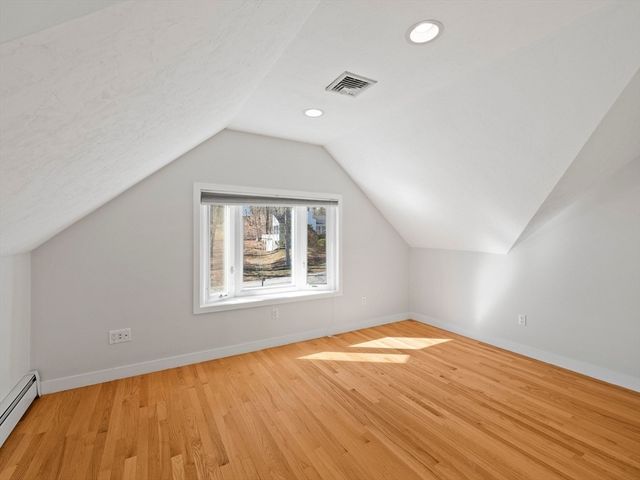 45 Gates St, Framingham, MA 01702