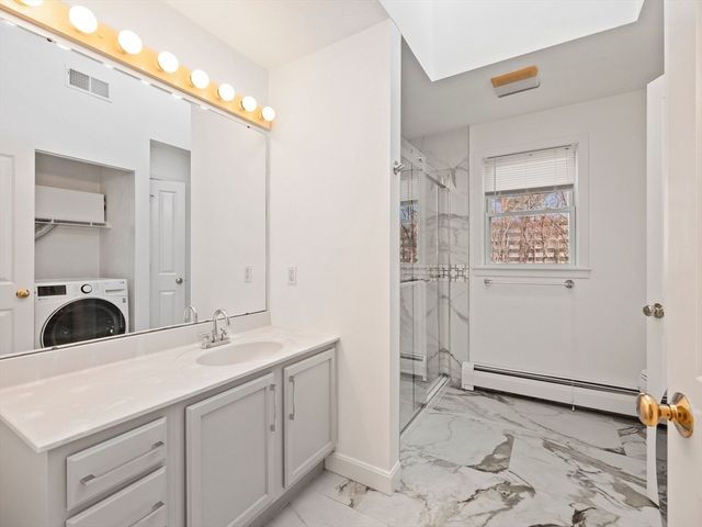 45 Gates St, Framingham, MA 01702