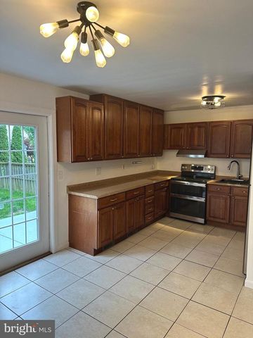 323 CHIMNEY OAK DR, Joppa, MD 21085