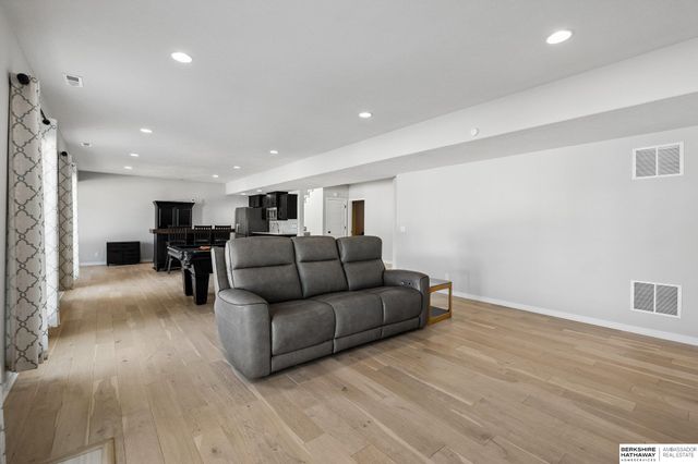 19904 Briar Street, Gretna, NE 68028