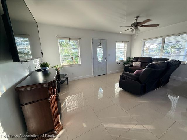 1330 Sr 70 E, Lake Placid, FL 33852