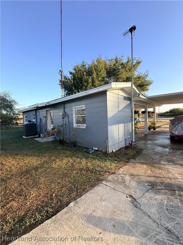 1330 Sr 70 E, Lake Placid, FL 33852