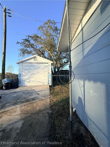 1330 Sr 70 E, Lake Placid, FL 33852