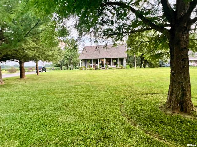 1 Valevue Acres Drive, Jacksonville, IL 62650