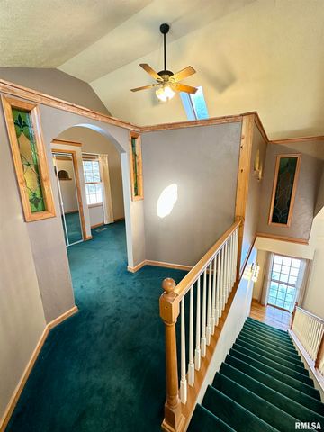 1 Valevue Acres Drive, Jacksonville, IL 62650