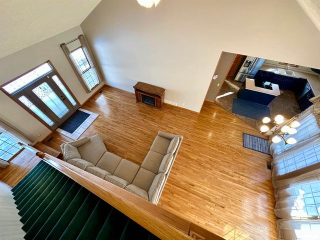 1 Valevue Acres Drive, Jacksonville, IL 62650