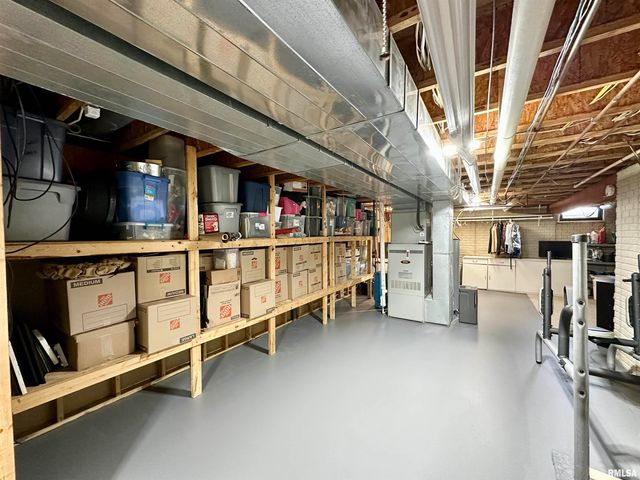 1 Valevue Acres Drive, Jacksonville, IL 62650