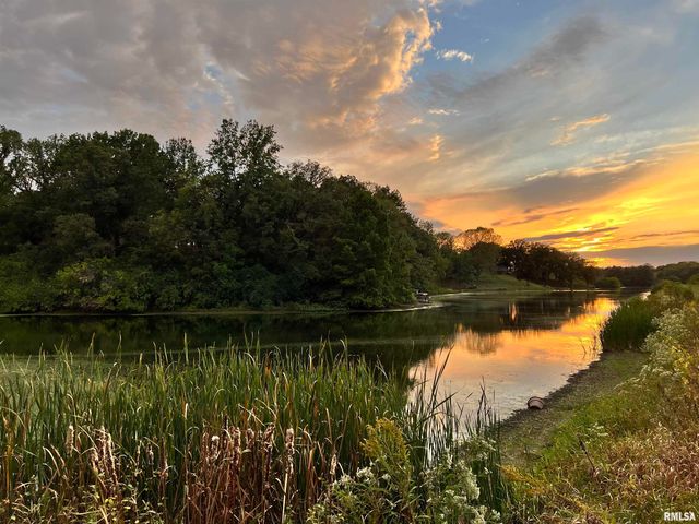 1 Valevue Acres Drive, Jacksonville, IL 62650