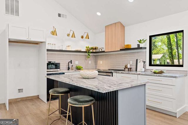 1675 Avon Avenue SW, Atlanta, GA 30311