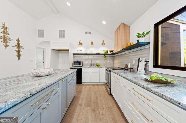 1675 Avon Avenue SW, Atlanta, GA 30311