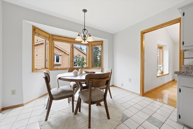 W178N9743 Riversbend CIRCLE W, Germantown, WI 53022