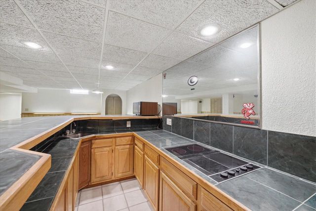 W178N9743 Riversbend CIRCLE W, Germantown, WI 53022