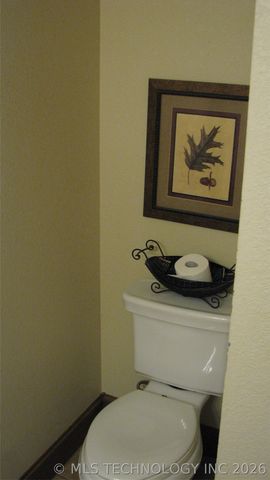 328 S Fairland Avenue, Coweta, OK 74429