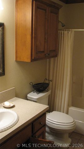 328 S Fairland Avenue, Coweta, OK 74429