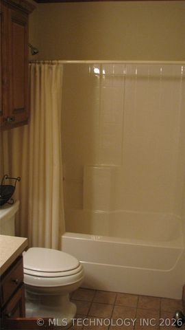 328 S Fairland Avenue, Coweta, OK 74429