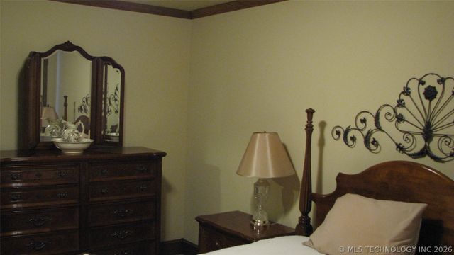 328 S Fairland Avenue, Coweta, OK 74429