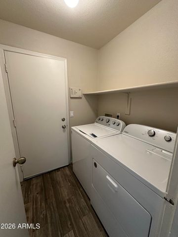 3057 W CAT BALUE Drive, Phoenix, AZ 85027