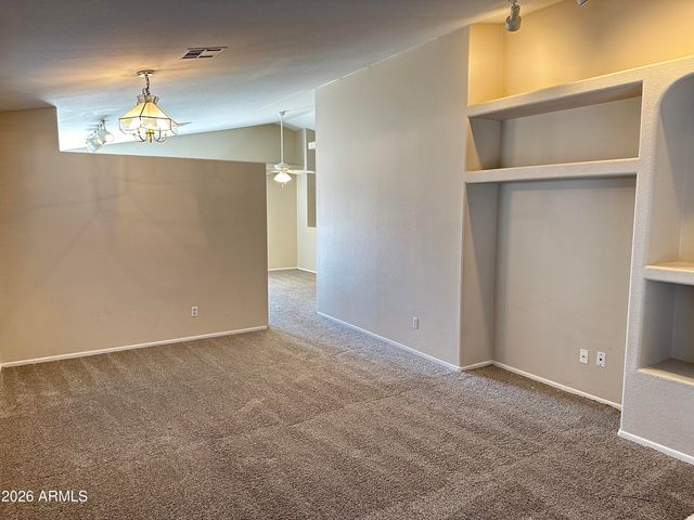 3057 W CAT BALUE Drive, Phoenix, AZ 85027