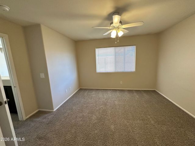 3057 W CAT BALUE Drive, Phoenix, AZ 85027