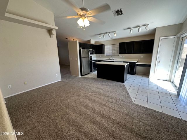 3057 W CAT BALUE Drive, Phoenix, AZ 85027