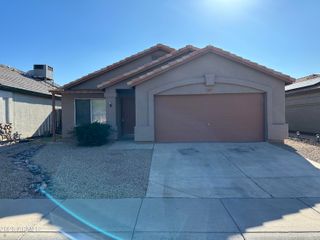 3057 W CAT BALUE Drive, Phoenix, AZ 85027